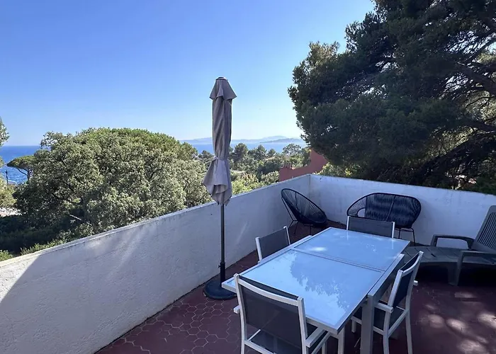 Apartment 3p With Terrace Facing The Sea Les Issambres
