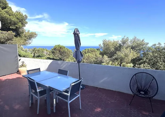3p With Terrace Facing The Sea * Les Issambres